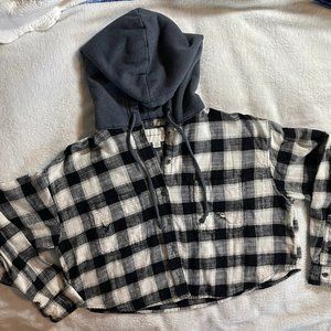 American Eagle Cropped Black & White Plaid Flannel and Jersey Hoodie Size M